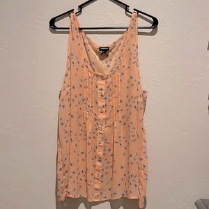 Lightweight peach floral sleeveless top from Torrid size 2